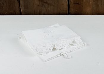 Vit lantlig kökshandduk med monogram | La Living - vikt