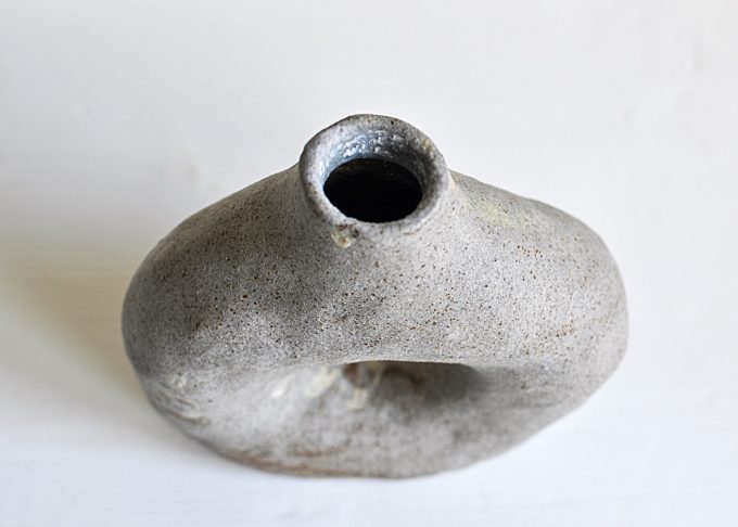 Handmade Small Grey Vase | Egenhändigt | Willekulla Country Style | Closeup
