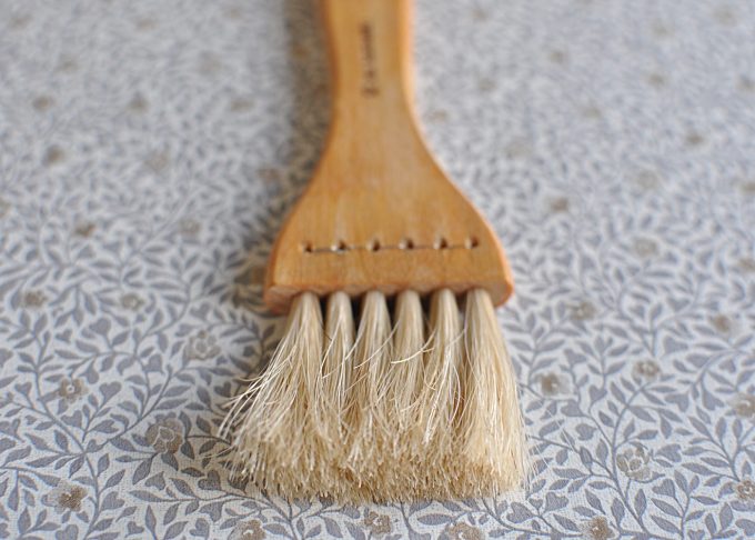 Wooden Pastry Brush of Birch and Horsehair | Iris Hantverk | Willekulla Country Style | Closeup