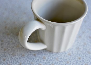Stoneware Coffee Cup Cream Color | Ib Laursen | Willekulla Country Style | Closeup